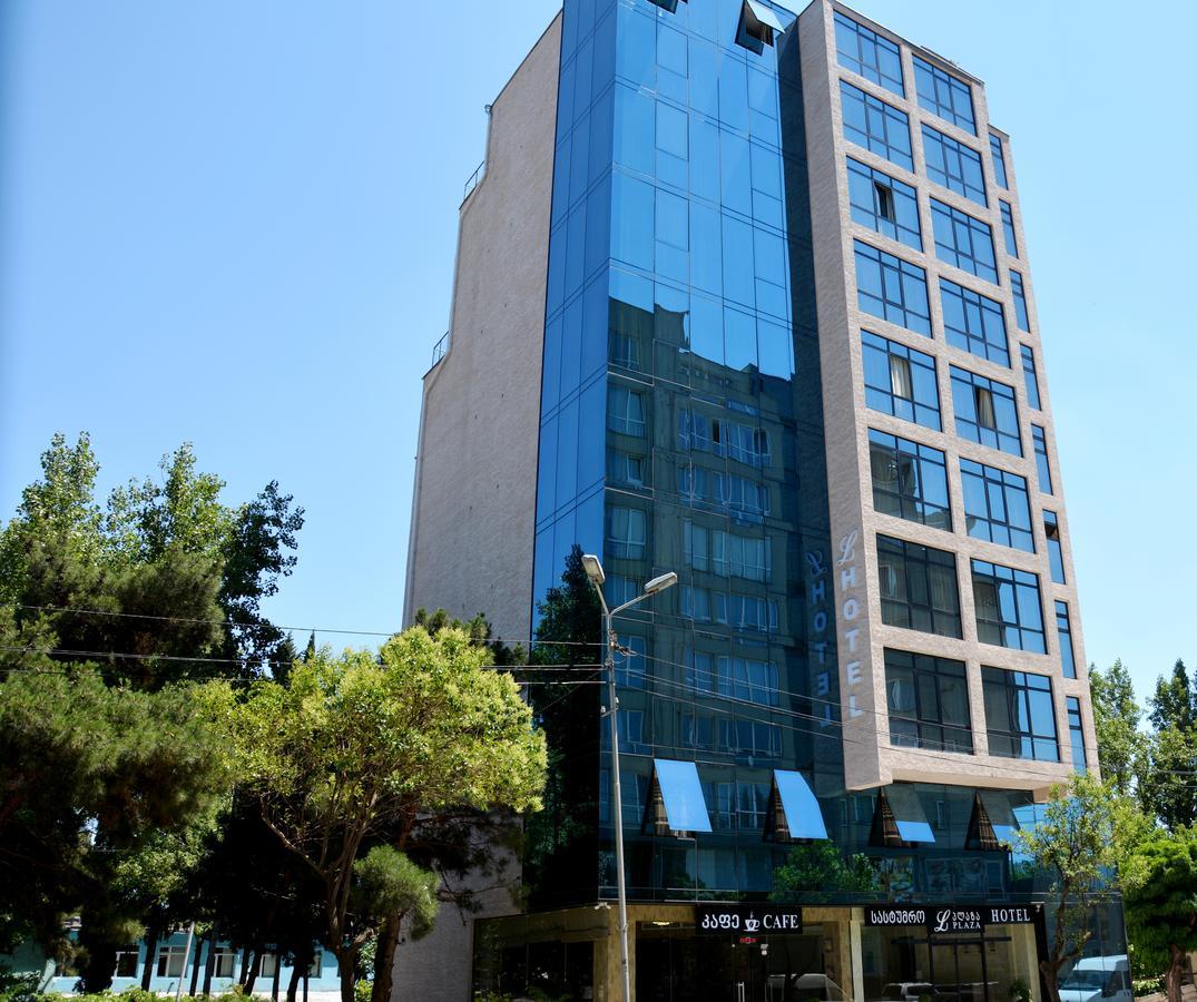 L Plaza Hotel Tiflis Exterior foto